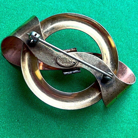 Vintage Taylord 1/20 12K Yellow Rose Gold Filled Rhinestone Flower Brooch Pin - Picture 2 of 5